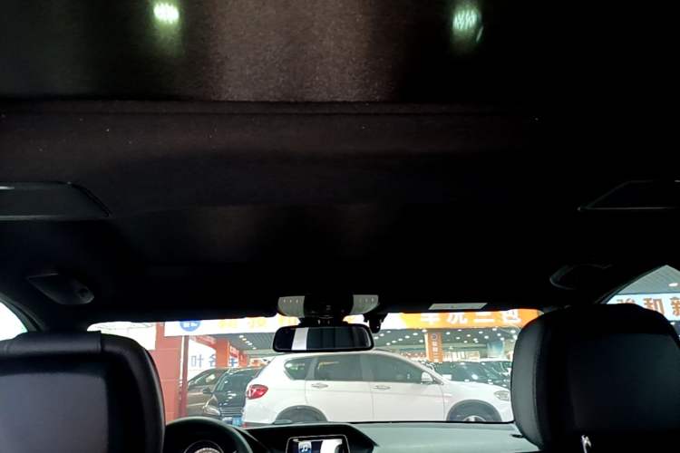 Used Mercedes-Benz E-Class 2015 Restyled E 260 L Sport Edition Headliner