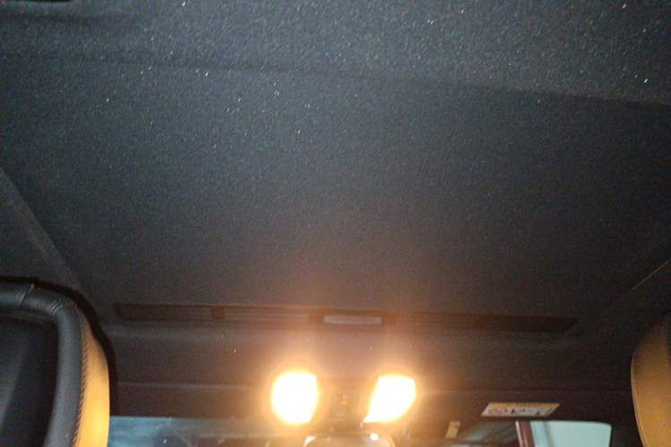 Used Mercedes-Benz E-Class 2015 E 260 L Sport Edition Headliner