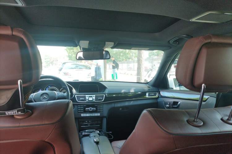 Used Mercedes-Benz E-Class 2015 E 320 L Sport 4MATIC Headliner