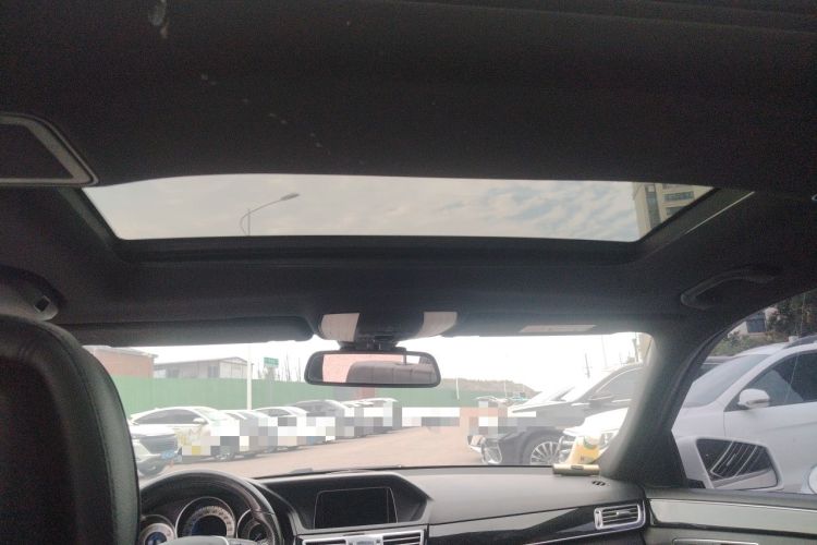 Used Mercedes-Benz E-Class 2015 Restyled E 260 L Sport Edition Headliner
