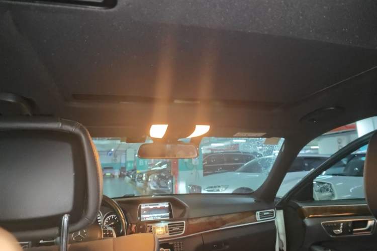 Used Mercedes-Benz E-Class 2015 E 200 L Headliner