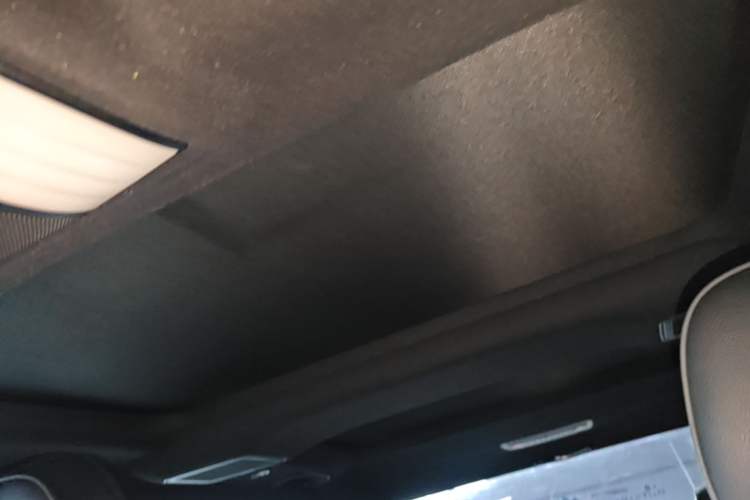 Used Mercedes-Benz E-Class 2015 Facelift E 200 L Sport Edition Headliner