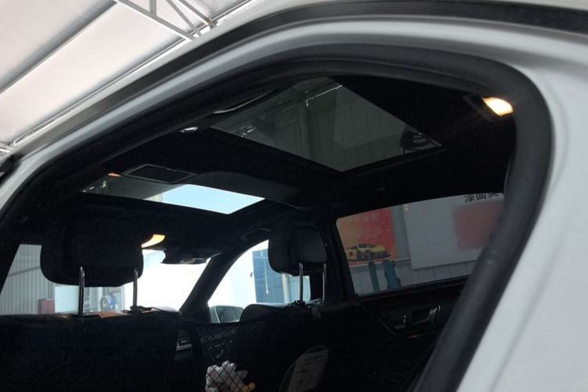 Used Mercedes-Benz E-Class 2015 Facelift E 200 L Headliner