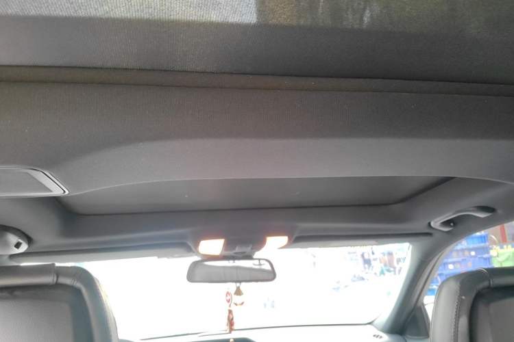 Used Mercedes-Benz E-Class 2015 E 260 L Sport Luxury Model Headliner