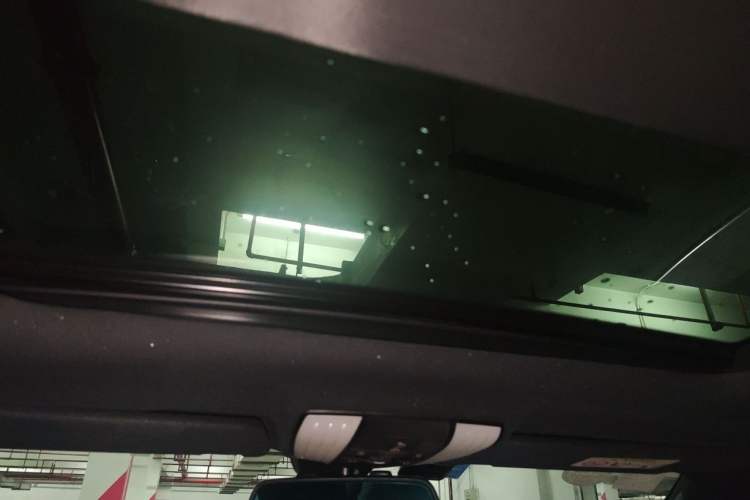Used Mercedes-Benz E-Class 2015 Restyled E 260 L Sport Edition Headliner