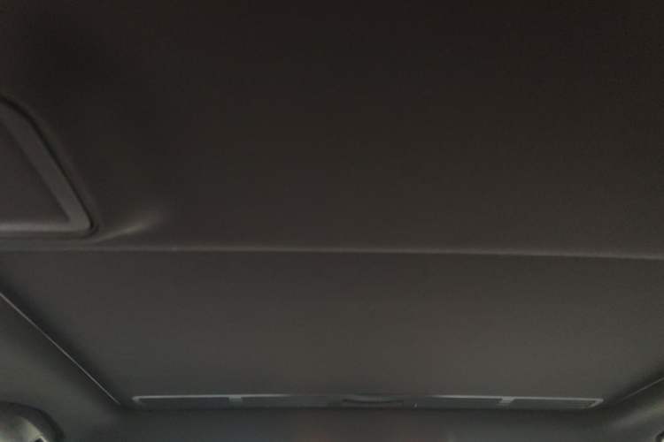 Used Mercedes-Benz E-Class 2015 E 200 L Headliner