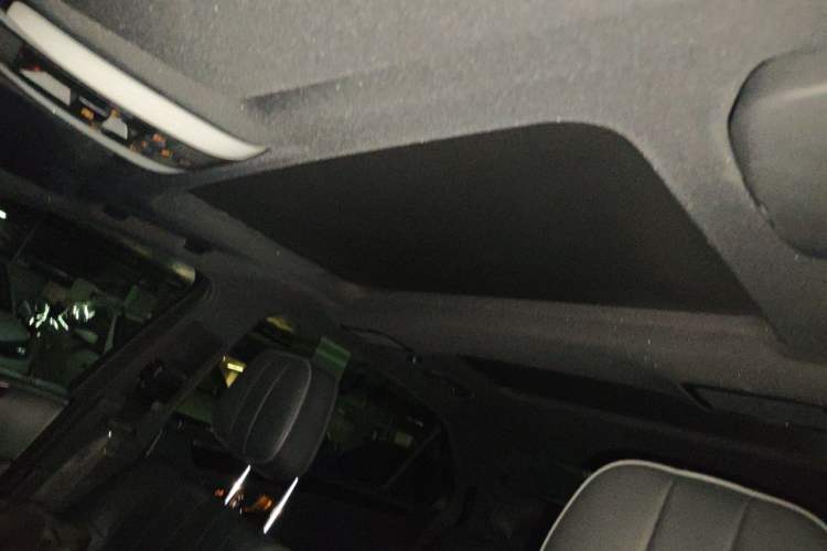 Used Mercedes-Benz E-Class 2015 Restyled E 260 L Sport Edition Headliner