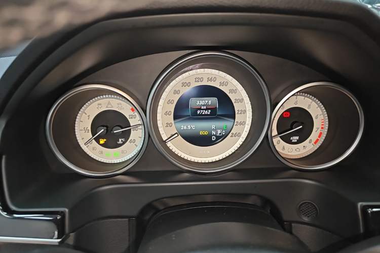 Used Mercedes-Benz E-Class 2015 E 260 L Sport Edition Instrument Cluster