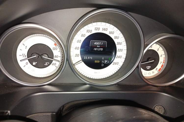 Used Mercedes-Benz E-Class 2015 Restyled E 260 L Sport Edition Instrument Cluster