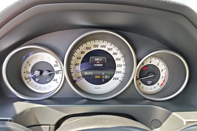Used Mercedes-Benz E-Class 2015 Revised E 180 L Sport Edition Instrument Cluster
