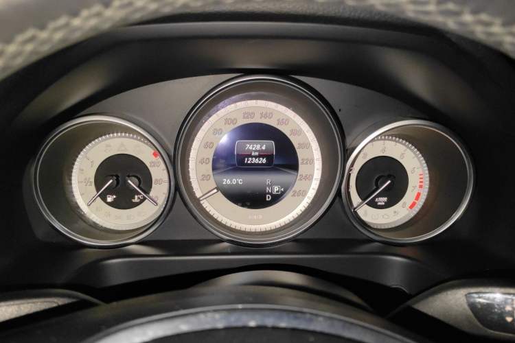 Used Mercedes-Benz E-Class 2015 Restyled E 260 L Sport Edition Instrument Cluster