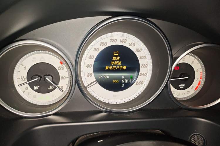 Used Mercedes-Benz E-Class 2015 E 260 L Sport Luxury Model Instrument Cluster