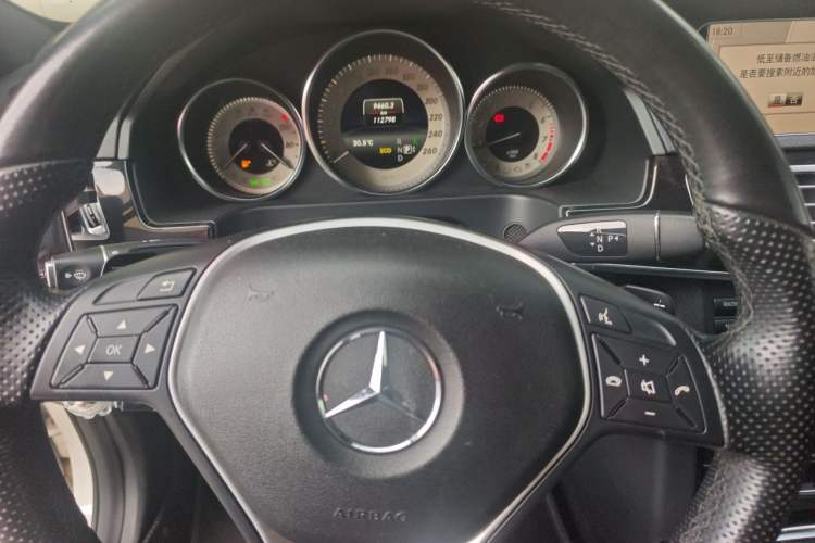 Used Mercedes-Benz E-Class 2015 E 260 L Sport & Fashion Model Instrument Cluster