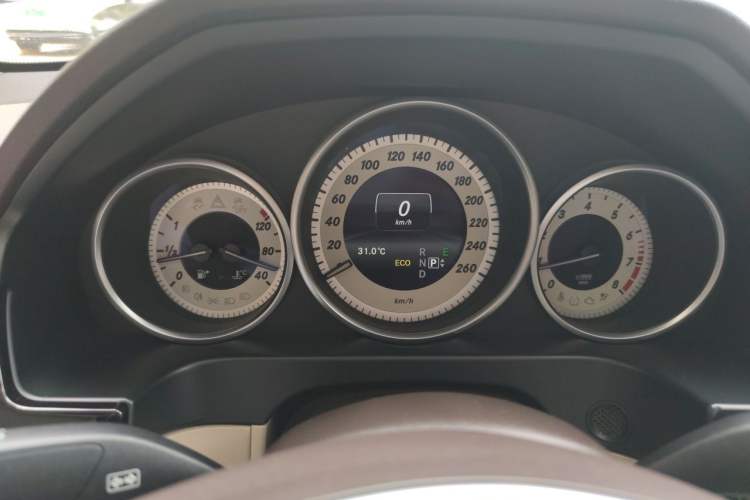 Used Mercedes-Benz E-Class 2015 Facelift E 200 L Sport Edition Instrument Cluster