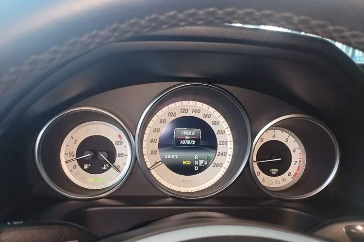 Used Mercedes-Benz E-Class 2015 Facelift E 200 L Sport Edition Instrument Cluster