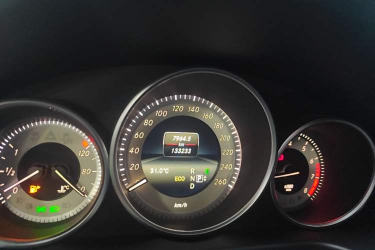Used Mercedes-Benz E-Class 2015 E 260 L Sport Edition Instrument Cluster