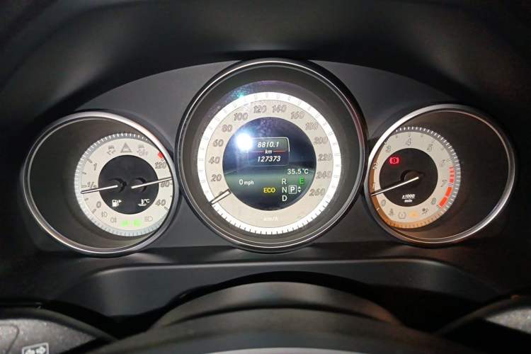 Used Mercedes-Benz E-Class 2015 E 260 L Sport Edition Instrument Cluster