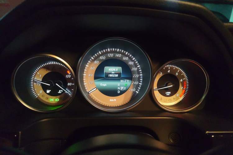 Used Mercedes-Benz E-Class 2015 E 260 L Sport Edition Instrument Cluster