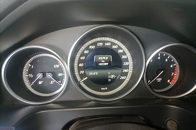 Used Mercedes-Benz E-Class 2015 E 260 L Instrument Cluster