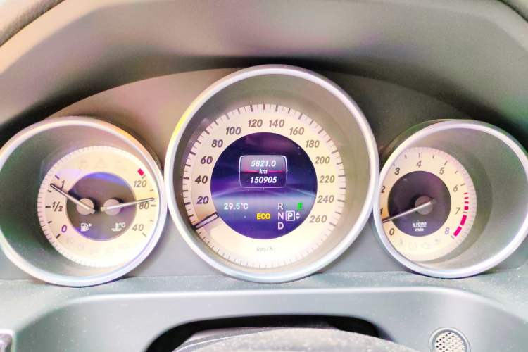 Used Mercedes-Benz E-Class 2015 E 180 L Sport Edition Instrument Cluster