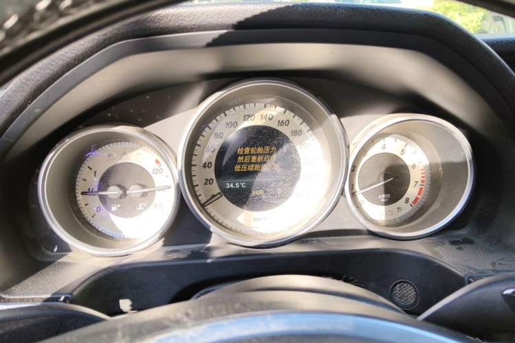 Used Mercedes-Benz E-Class 2015 E 260 L Sport Edition Instrument Cluster