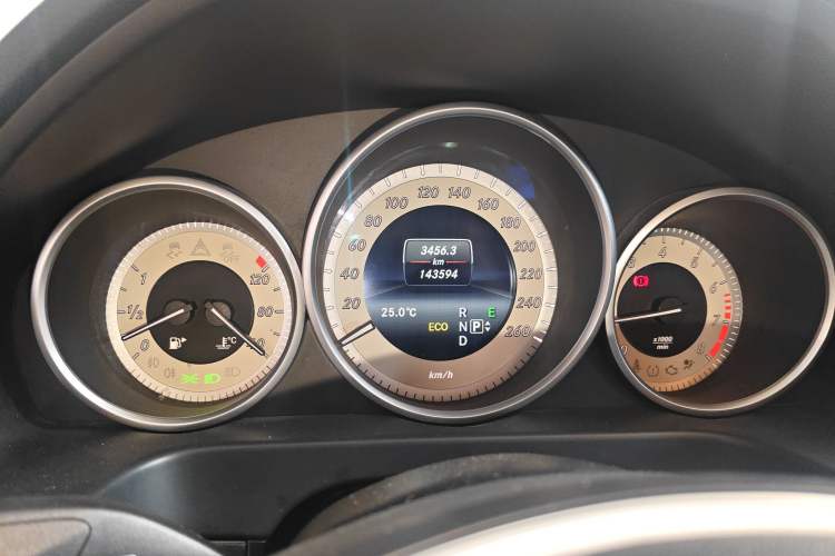 Used Mercedes-Benz E-Class 2015 Facelift E 200 L Sport Edition Instrument Cluster