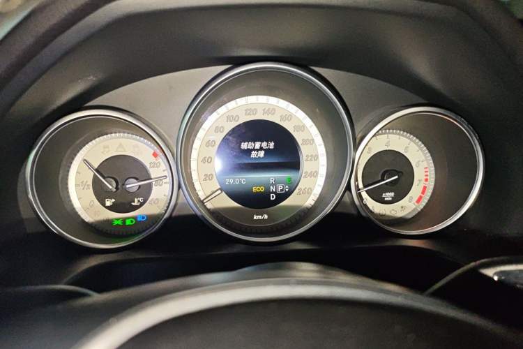 Used Mercedes-Benz E-Class 2015 Restyled E 260 L Sport Edition Instrument Cluster