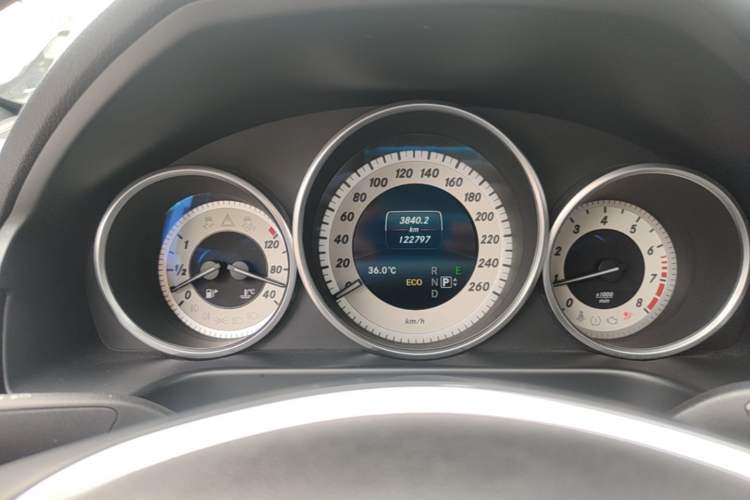 Used Mercedes-Benz E-Class 2015 Restyled E 260 L Sport Edition Instrument Cluster