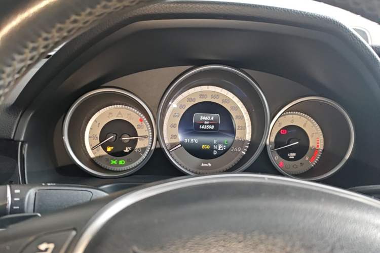 Used Mercedes-Benz E-Class 2015 Facelift E 200 L Sport Edition Instrument Cluster