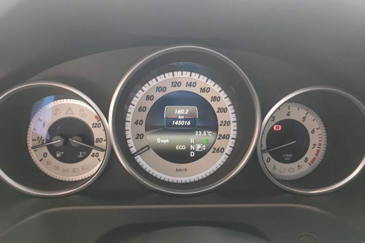 Used Mercedes-Benz E-Class 2015 E 260 L Sport Edition Instrument Cluster