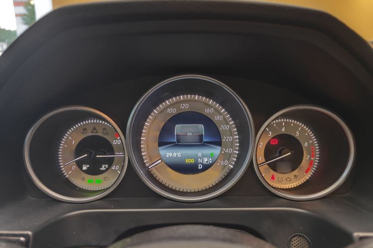 Used Mercedes-Benz E-Class 2015 Facelift E 200 L Sport Edition Instrument Cluster