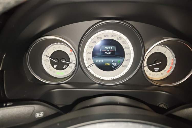 Used Mercedes-Benz E-Class 2015 E 260 L Sport Edition Instrument Cluster