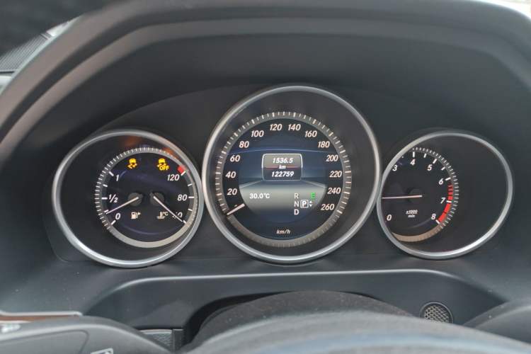 Used Mercedes-Benz E-Class 2015 E 320 L 4MATIC Instrument Cluster