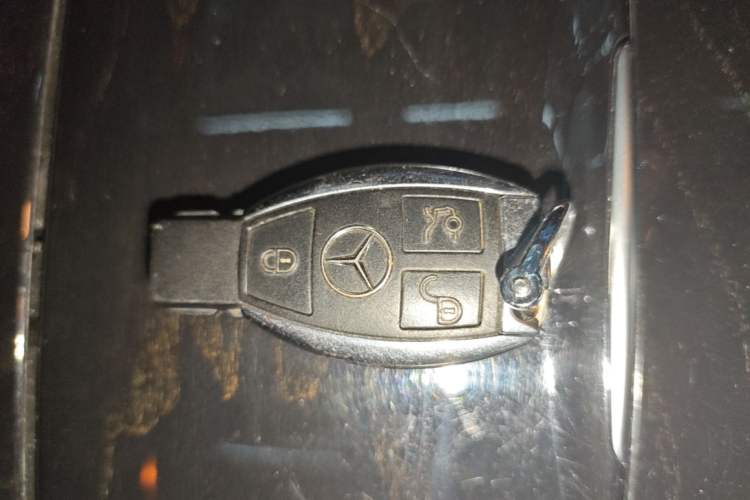 Used Mercedes-Benz E-Class 2015 E 260 L Sport Edition Interior 1
