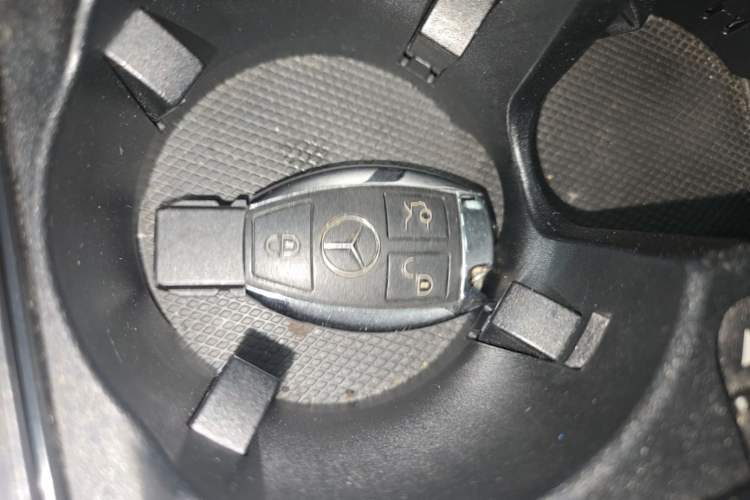 Used Mercedes-Benz E-Class 2015 E 260 L Sport Edition Interior 1