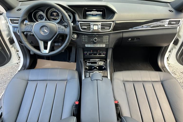 Used Mercedes-Benz E-Class 2015 Restyled E 260 L Sport Edition Interior 2