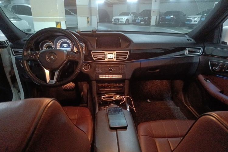 Used Mercedes-Benz E-Class 2015 Revised E 260 L Sport Luxury Edition Interior 2