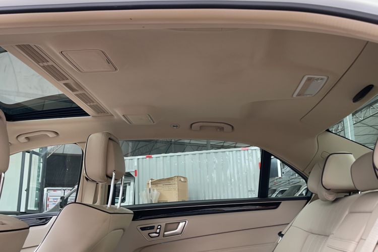 Used Mercedes-Benz E-Class 2015 E 260 L Sport Edition Interior 2
