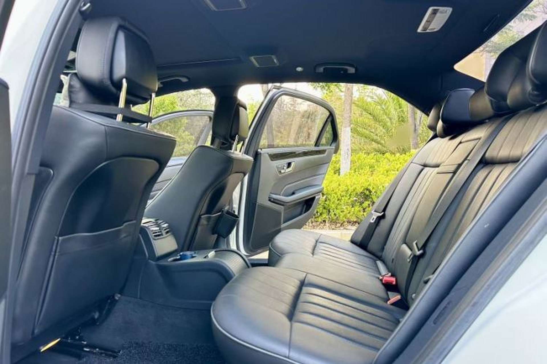 Used Mercedes-Benz E-Class 2015 Facelift E 200 L Sport Edition Interior 3