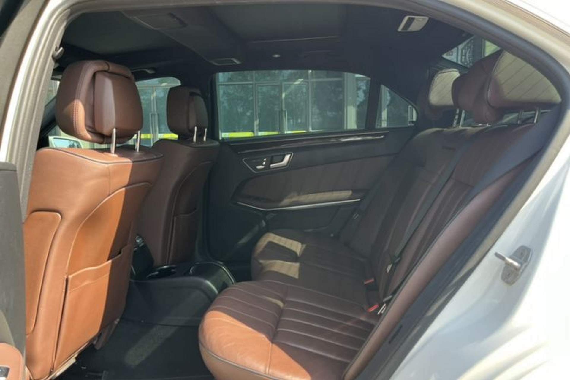 Used Mercedes-Benz E-Class 2015 E 260 L Luxury Model Interior 7