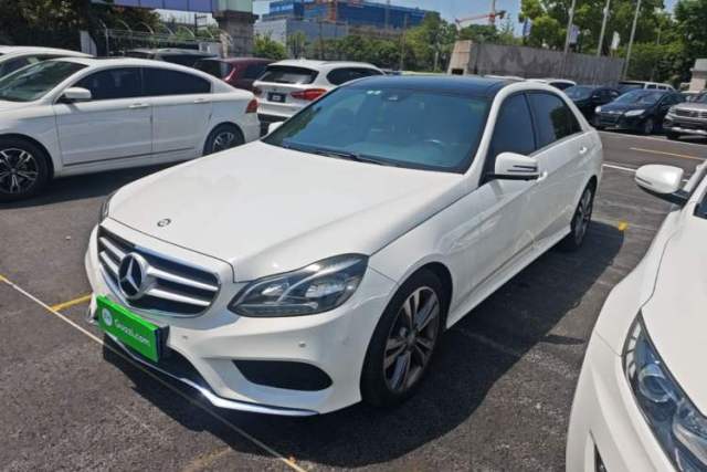 Mercedes-Benz E-Class 2015 Revised E 260 L Sporty and Stylish Edition usado