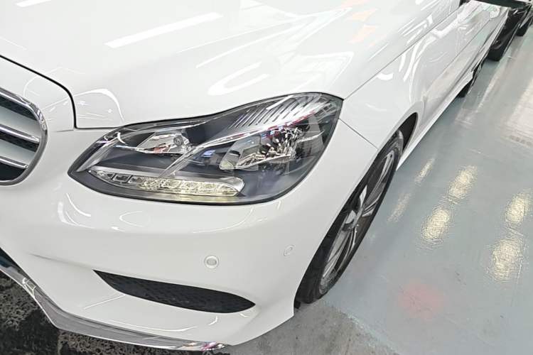 Used Mercedes-Benz E-Class 2015 E 260 L Sport Edition Left Front Headlight