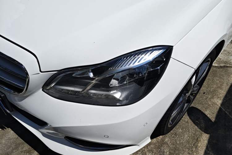 Used Mercedes-Benz E-Class 2015 Revised E 180 L Sport Edition Left Front Headlight