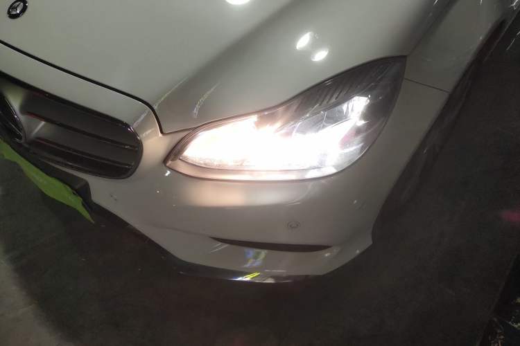 Used Mercedes-Benz E-Class 2015 Facelift E 200 L Sport Edition Left Front Headlight
