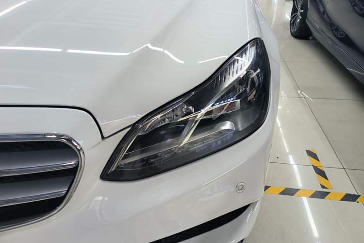 Used Mercedes-Benz E-Class 2015 E 260 L Sport Edition Left Front Headlight