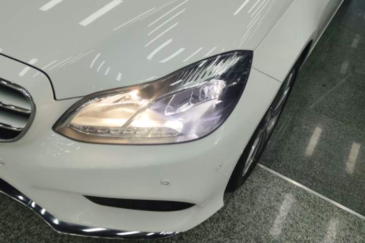Used Mercedes-Benz E-Class 2015 Facelift E 200 L Sport Edition Left Front Headlight
