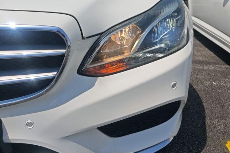 Used Mercedes-Benz E-Class 2015 Revised E 260 L Sporty and Stylish Edition Left Front Headlight