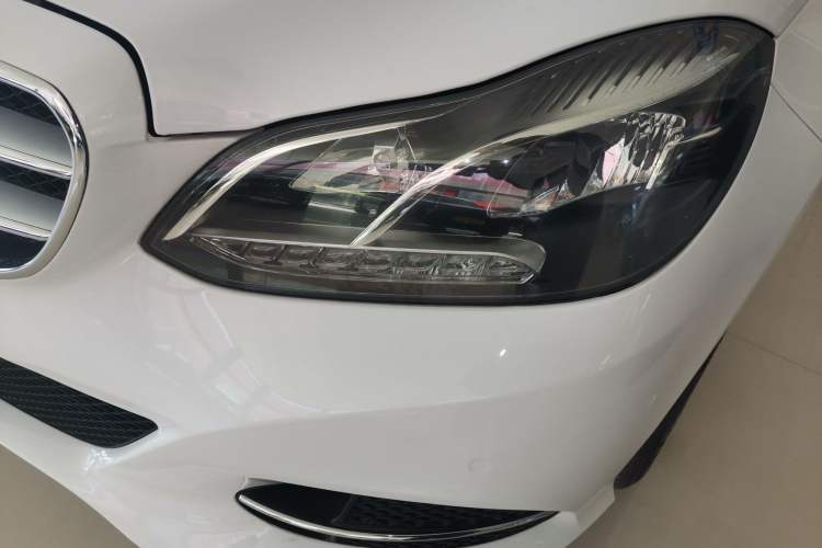 Used Mercedes-Benz E-Class 2015 Revised E 180 L Sport Edition Left Front Headlight