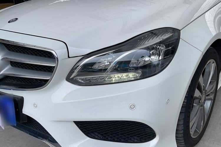 Used Mercedes-Benz E-Class 2015 E 260 L Sport Edition Left Front Headlight