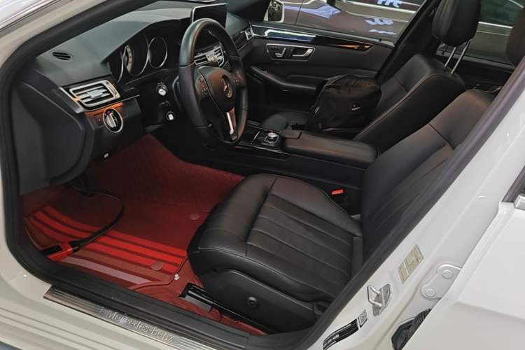 Used Mercedes-Benz E-Class 2015 E 260 L Sport Edition Left Front Seat